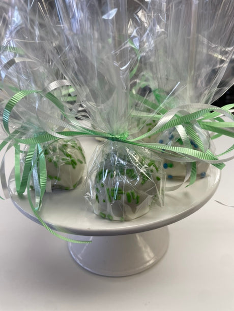 Why I Love Teaching the Cake Pops Basics Class